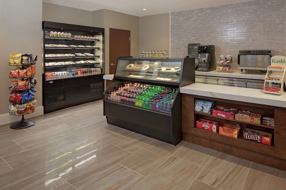 hilton nashville marriott