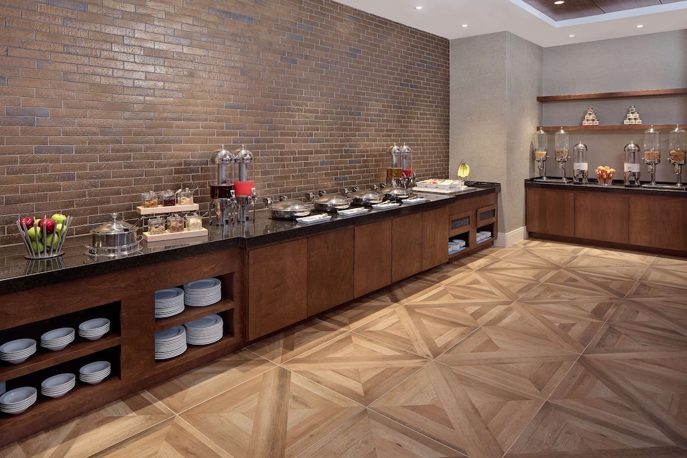 hilton nashville marriott