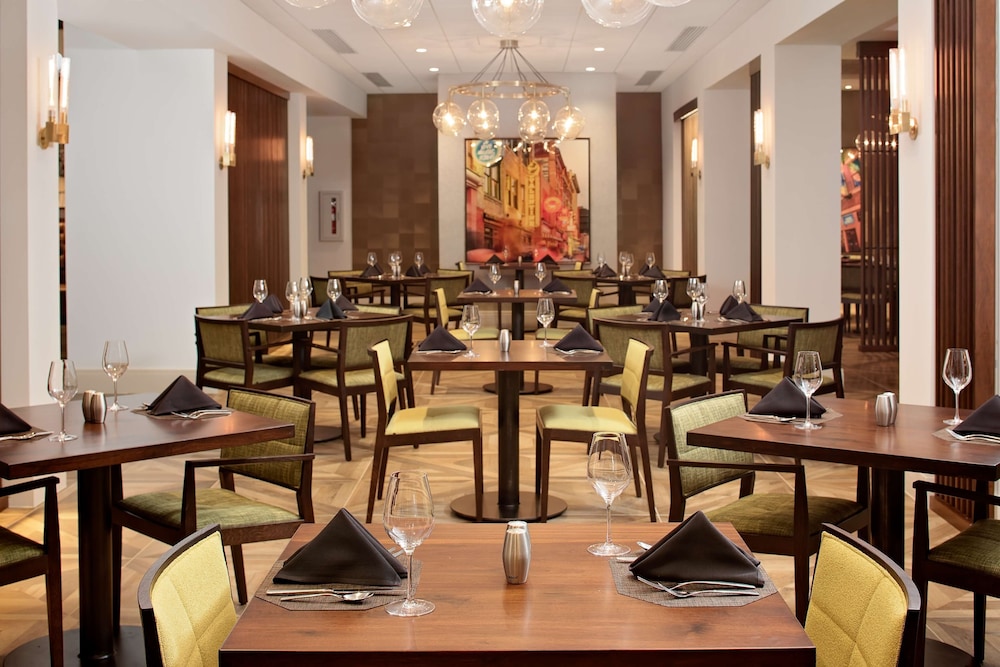 hilton nashville marriott