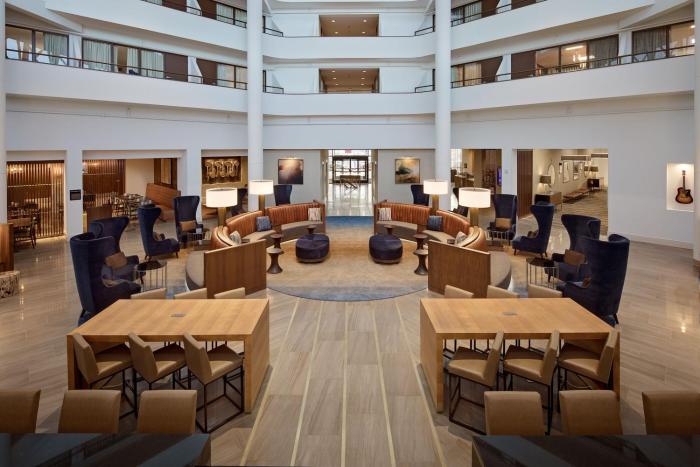 hilton nashville marriott