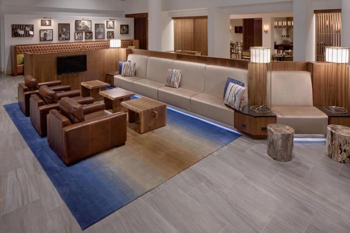 hilton nashville marriott