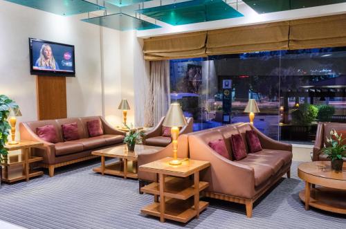 avenue hotel