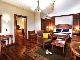 avenue hotel