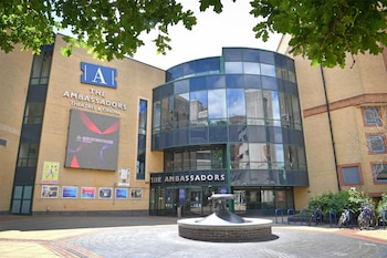 doubletree by hilton hotel woking