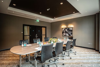 doubletree by hilton hotel woking