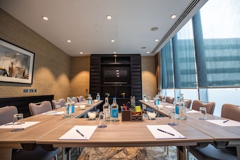 doubletree by hilton hotel woking