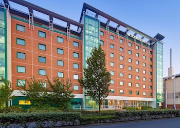 Doubletree By Hilton Hotel Woking,Greater London>>Cobham,4 star
