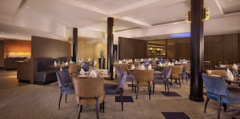 doubletree by hilton hotel woking