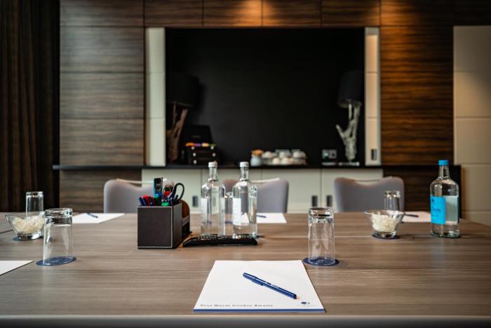doubletree by hilton hotel woking