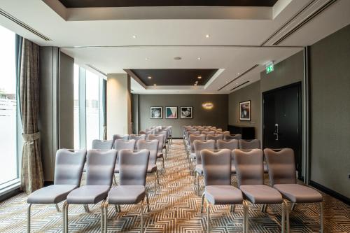 doubletree by hilton hotel woking