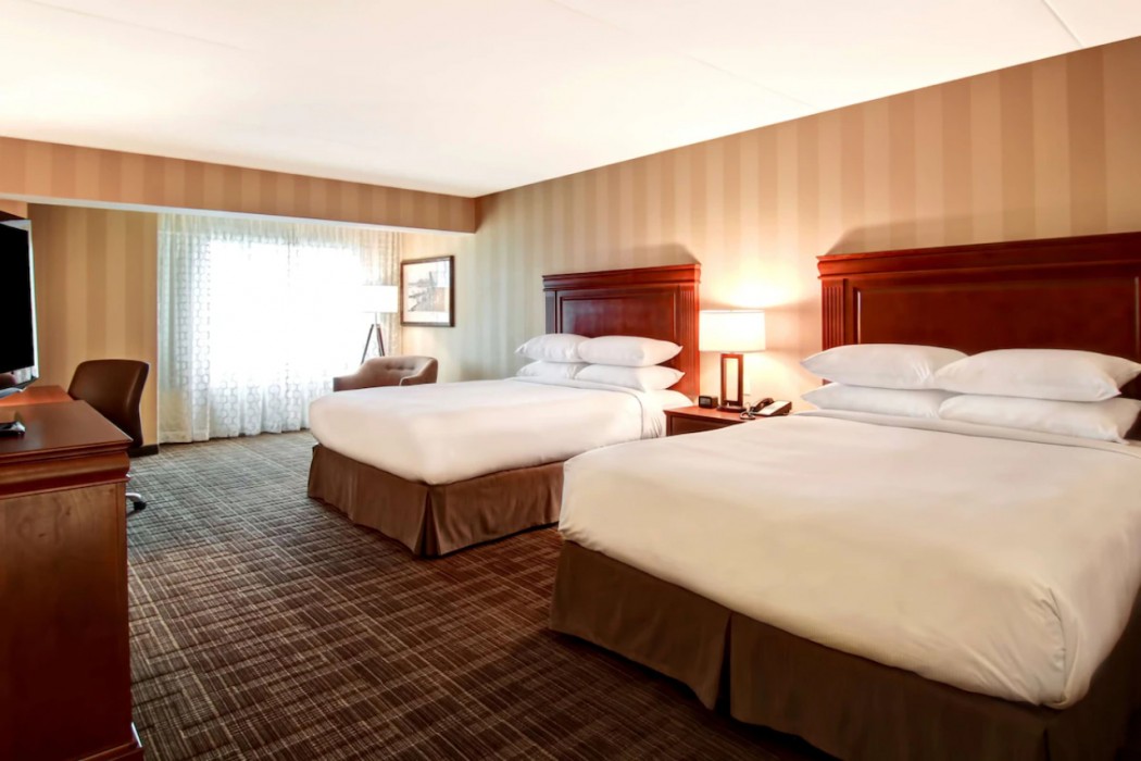 doubletree fallsview resort and spa by hilton niagara falls