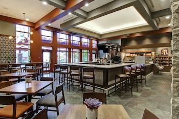 doubletree fallsview resort and spa by hilton niagara falls