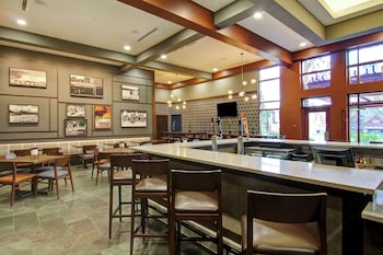 doubletree fallsview resort and spa by hilton niagara falls