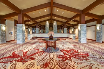 doubletree fallsview resort and spa by hilton niagara falls