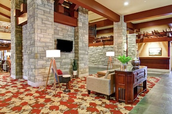 doubletree fallsview resort and spa by hilton niagara falls