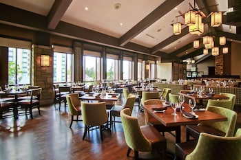 doubletree fallsview resort and spa by hilton niagara falls