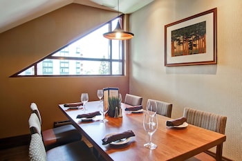 doubletree fallsview resort and spa by hilton niagara falls