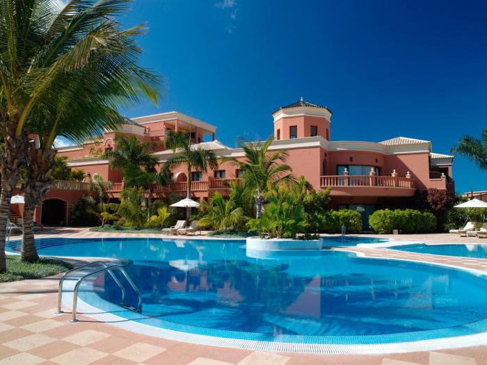 hotel las madrigueras golf resort and spa adults only