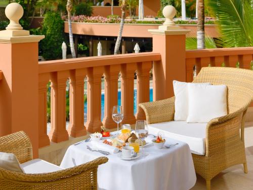 hotel las madrigueras golf resort and spa adults only