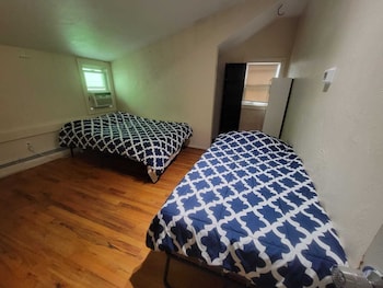 184 Heath St,184 Heath St,2 star