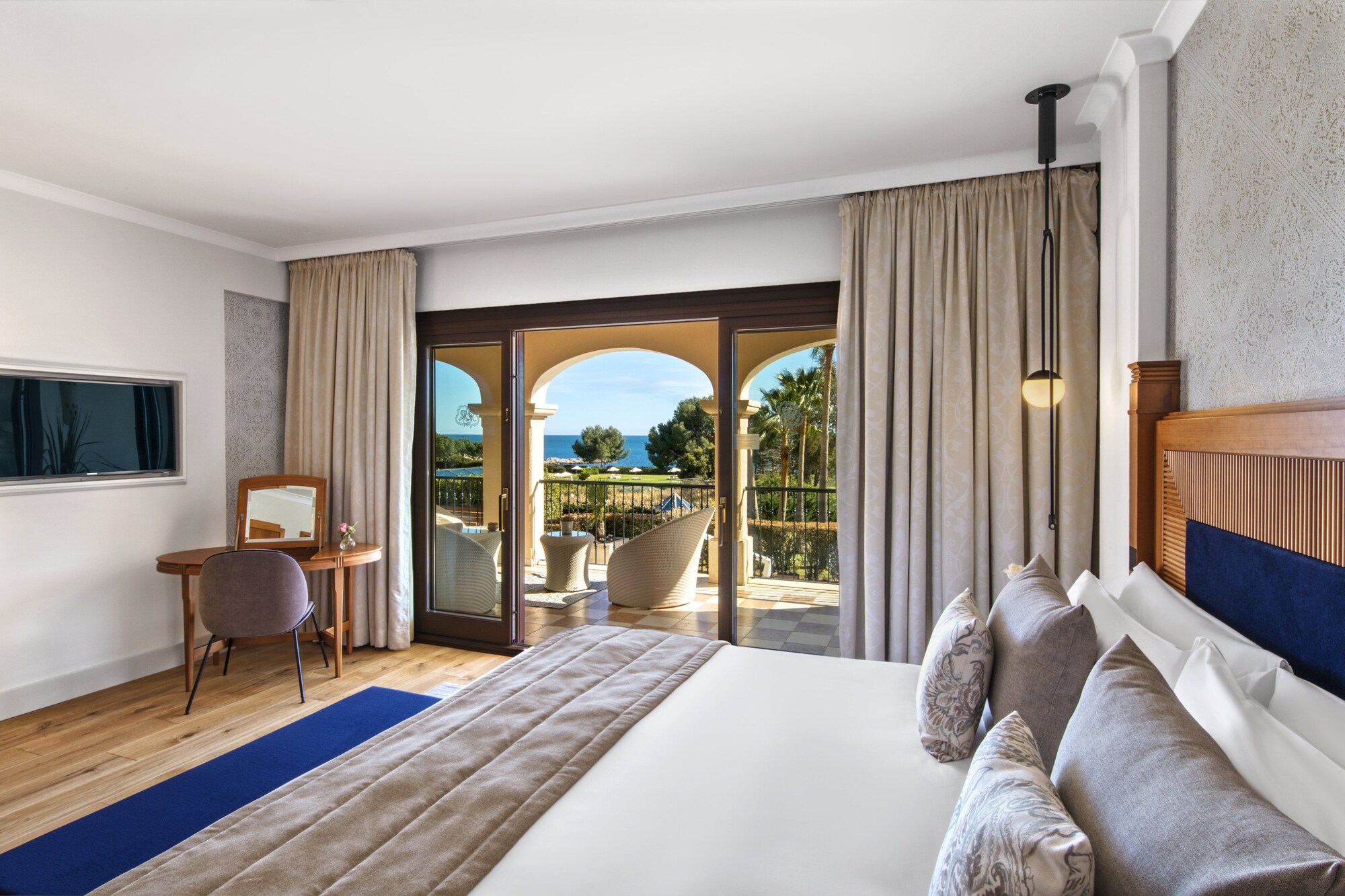 The St. Regis Mardavall Mallorca Resort,Mallorca Island>>Calvia,5 star