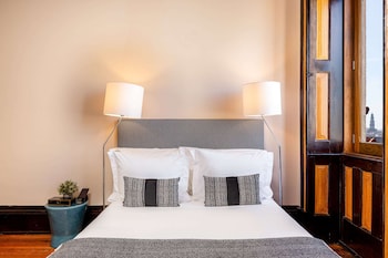 Cozy Studio In Porto With Modern Amenities,Sa Da Bandeira, 393-397, Floor: 4,2 star