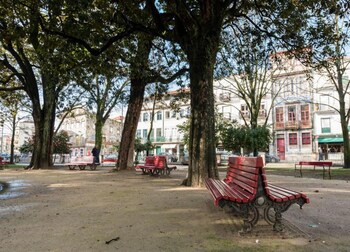 chic porto studio apartment