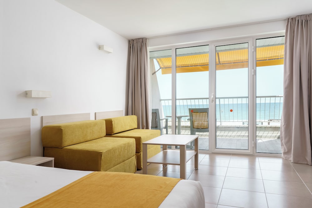 aluasun helios beach