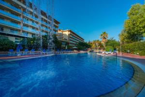4R Gran Regina,Near Levante Beach,4 star