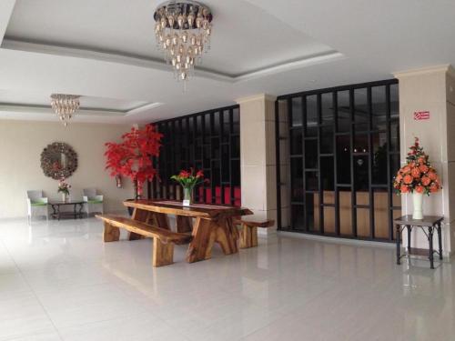Puri Indah Hotel & Convention,Lombok>>Kecamatan Kediri,3 star