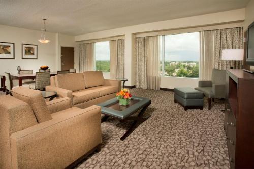 doubletree by hilton hotel lafayette
