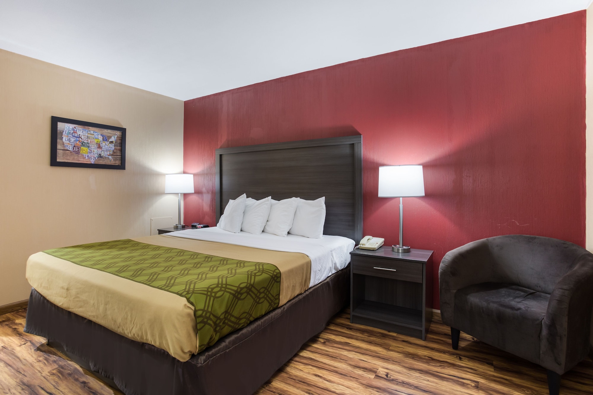 econo lodge painted post corning