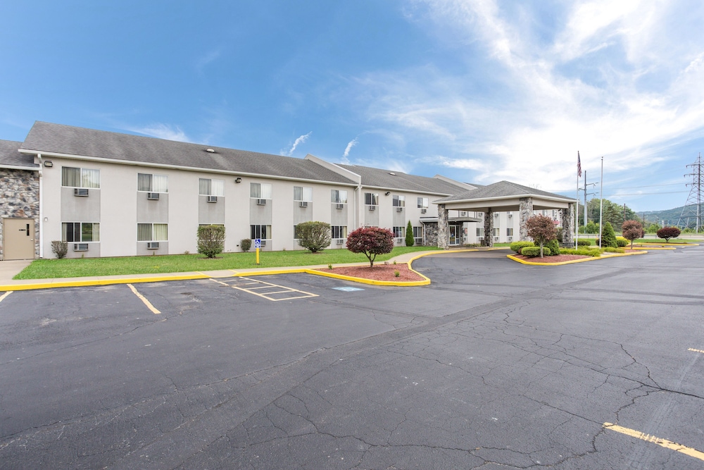 econo lodge painted post corning