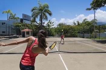 lifestyle crown residence suites all inclusive