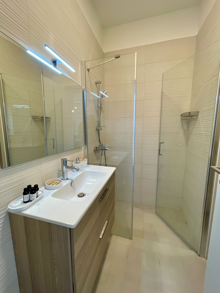 aladdin chalets 2 5 bedrooms