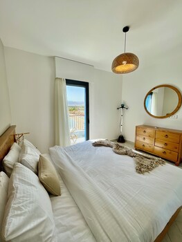 Aladdin Chalets - 2.5 Bedrooms,Ennab St,3 star