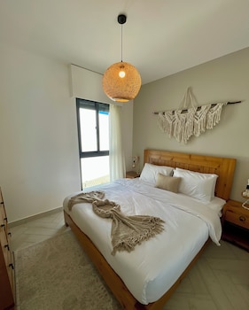 Aladdin Chalets - 2.5 Bedrooms,Ennab St,3 star