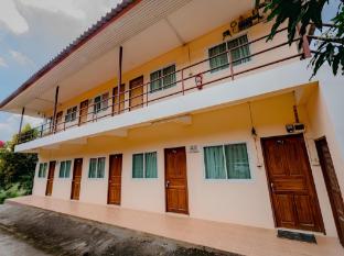 Rockwood House Resort And Thai Massage,,2 star