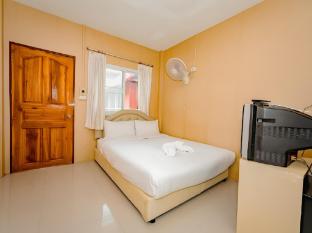 rockwood house resort and thai massage