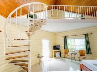 rockwood house resort and thai massage