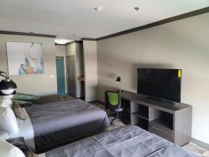 big country hotel and suites surestay collection by bw