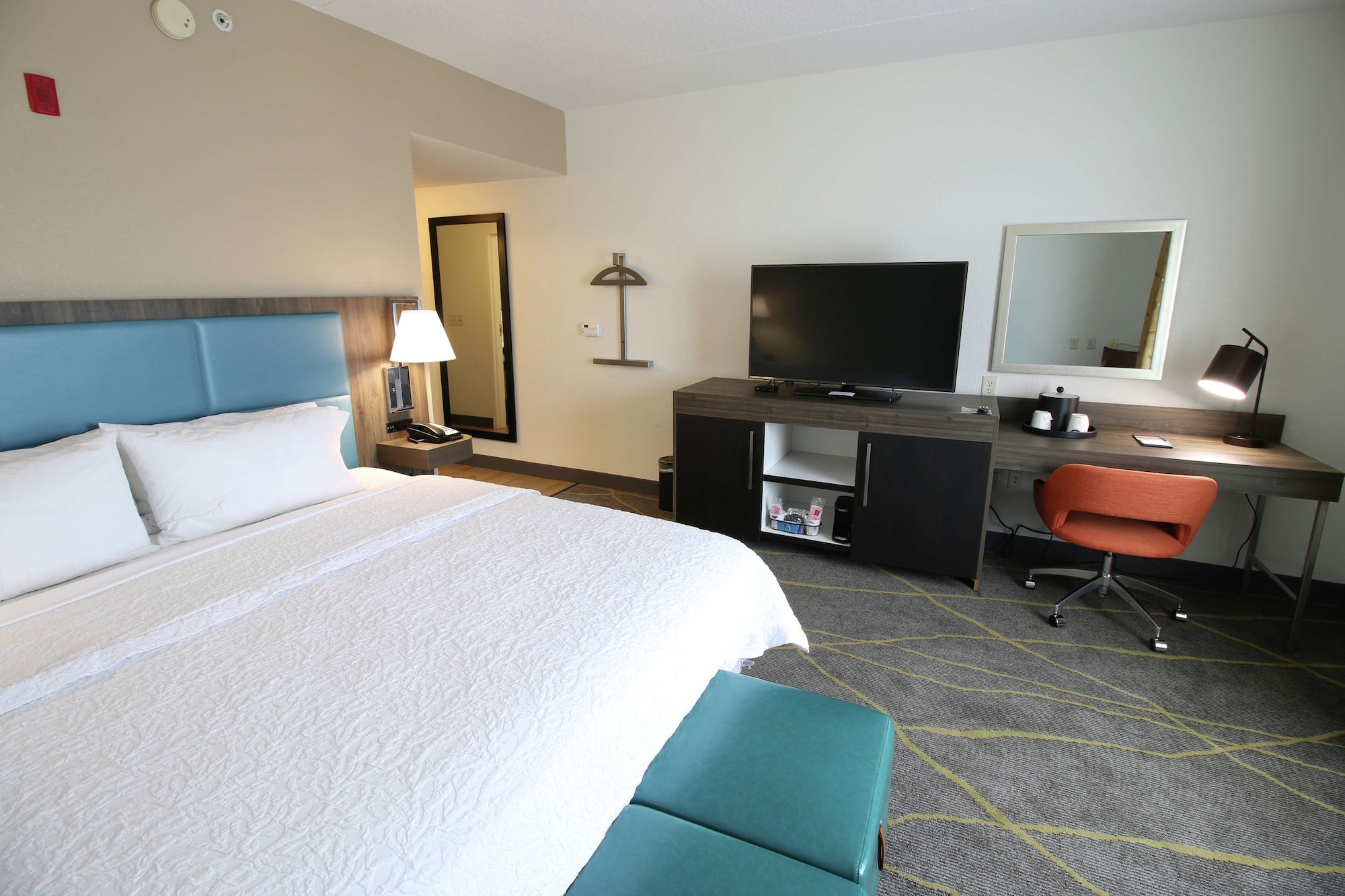 hampton inn and suites palm coast