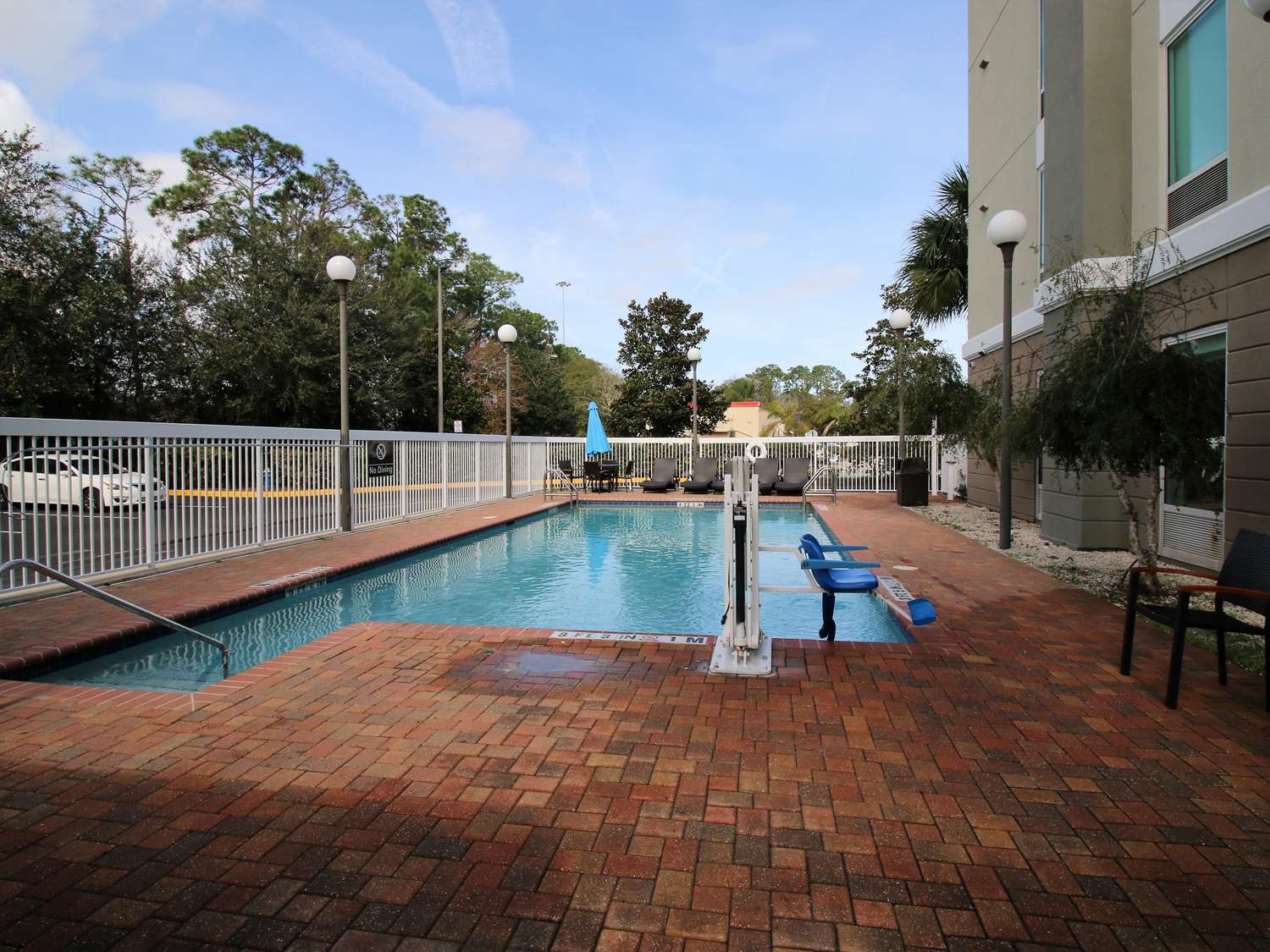 hampton inn and suites palm coast