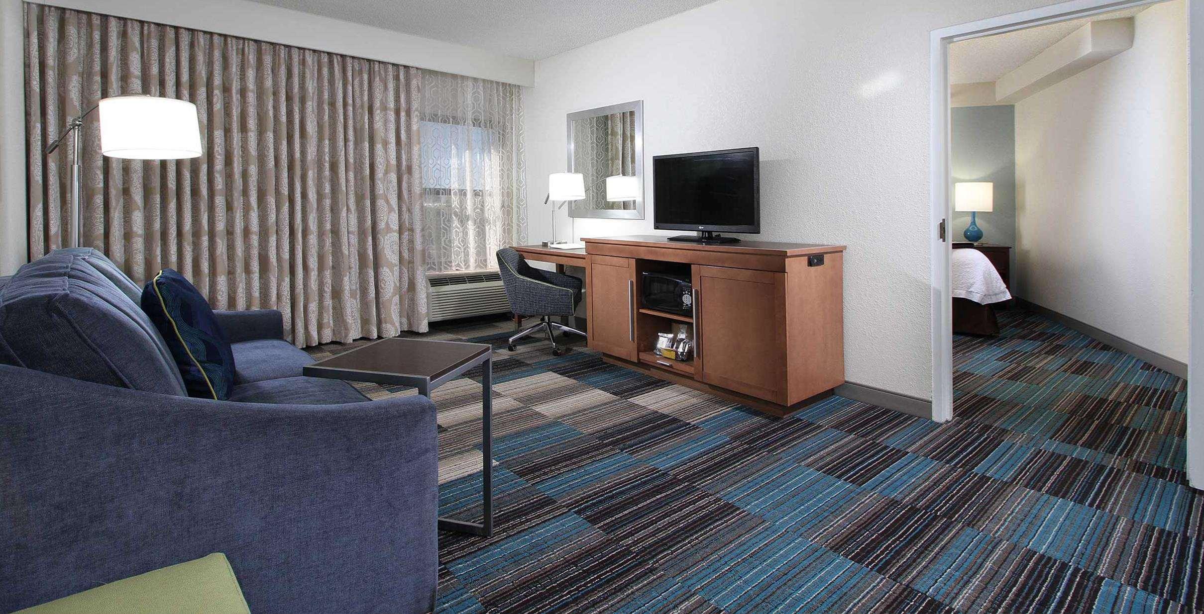 hampton inn tucson airport