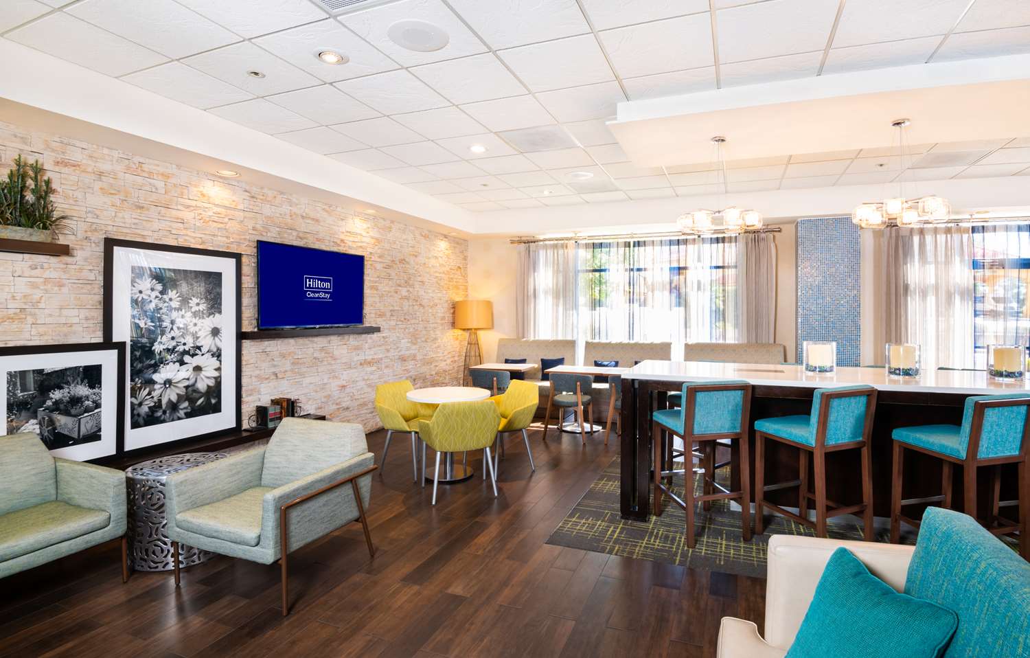 hampton inn tucson airport