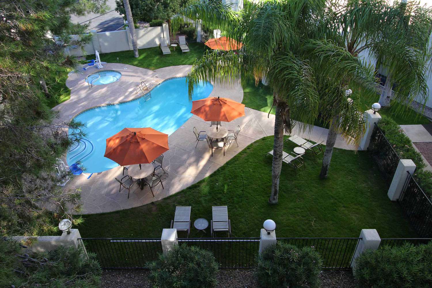 hampton inn tucson airport