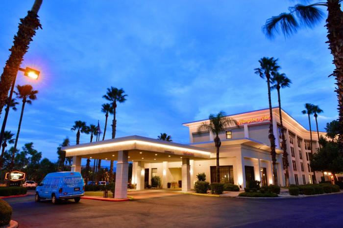 hampton inn tucson airport