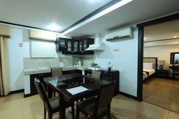 dleonor hotel