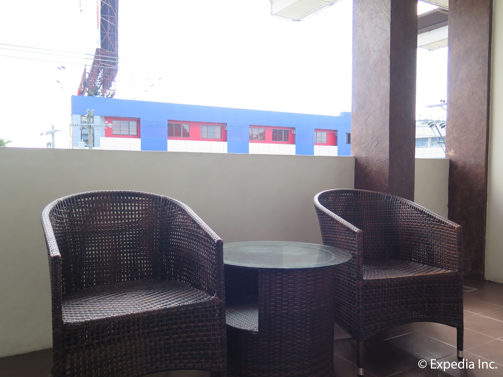 dleonor hotel