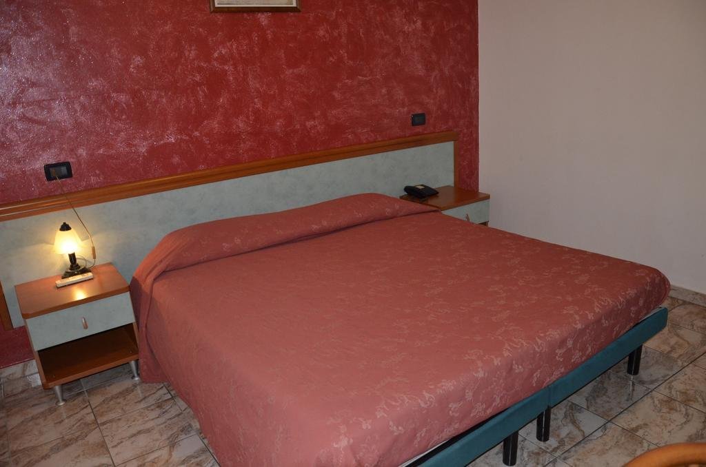 hotel formica